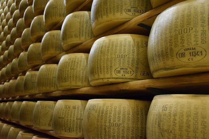 Florence Food and Wine Tasting Tour! Private with Local Expert - What You Taste: Sweet, Savory, and the Tuscan Basics
