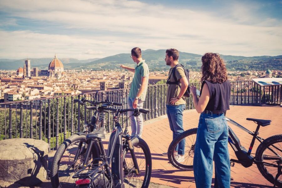 Florence: Guided Electric Bike Tour with Gelato - Start near the Uffizi: Via de’ Neri and Via della Mosca