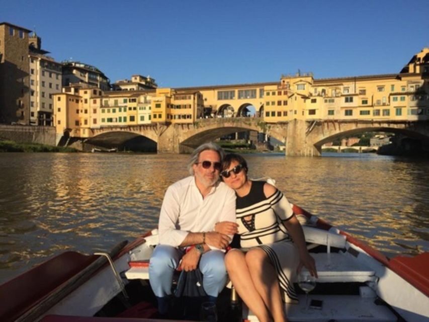 Florence: Guided Gondola Boat Tour with a Glass of Wine - The Aperitivo Moment: Wine Timing That Matches Golden Light