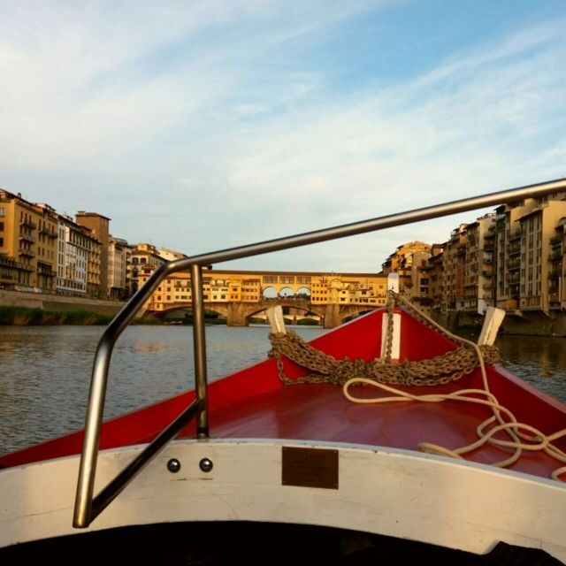 Florence: Guided Gondola Boat Tour with a Glass of Wine - Your Guide on the Gondola Boat: Stories, Names, and Q&A Energy
