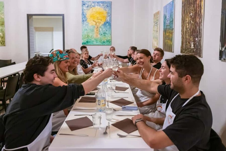 Florence: Handmade Pasta & Dessert Class with Unlimited Wine - Unlimited Wine, Lunch or Dinner, and the Best Timing of All