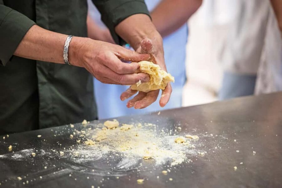 Florence: Handmade Pasta & Dessert Class with Unlimited Wine - Trippa/Lampredotto and the Optional Full-Day Street-Food Add-On