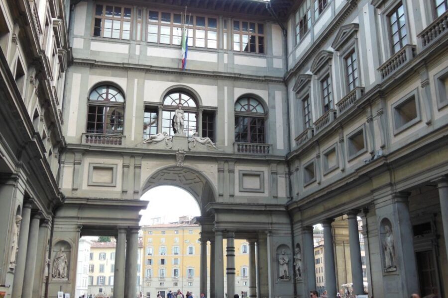 Florence: Heart of Florence Guided Walking Tour - The porcellino Nose Rub: A Small Ritual With Big Florence Vibes