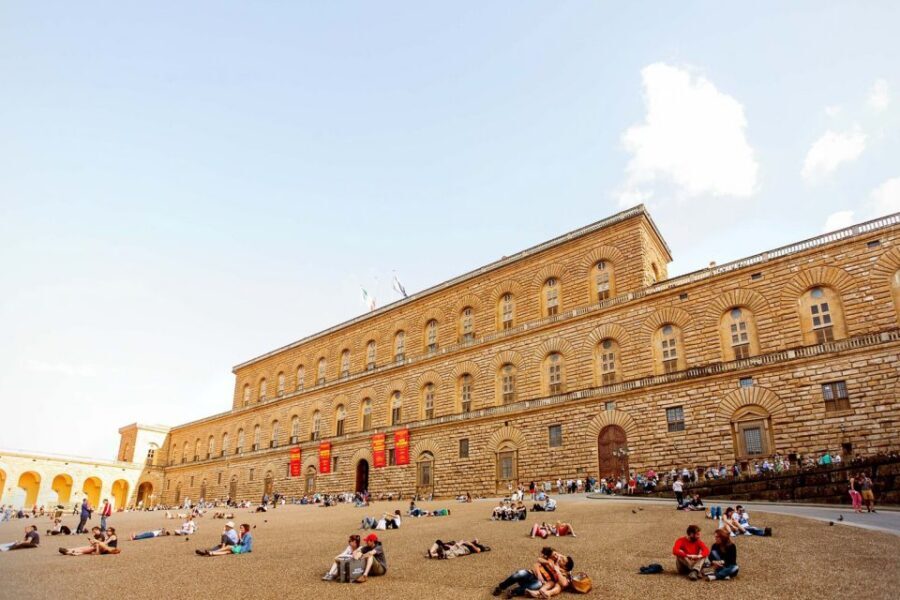 Florence: Hop-on Hop-off Bus Tour: 24, 48 or 72-Hour Ticket - The stops that deserve your time: Piazzale Michelangelo, Santa Croce, and Arno moments