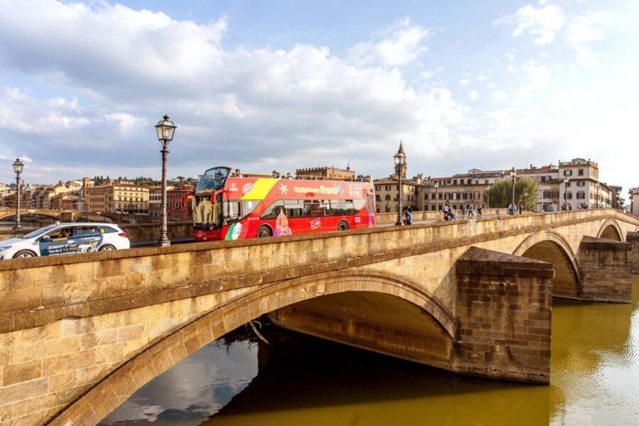 Florence: Hop-on Hop-off Bus Tour: 24, 48 or 72-Hour Ticket - Line A around Florence center in about 1 hour (Santa Maria Novella, Santa Croce, and the views)