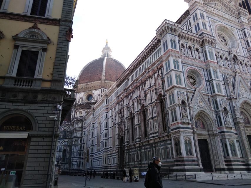 Florence: LGBTQ Renaissance Walking Tour with Mila - Entering Florence’s queer Renaissance, one landmark at a time