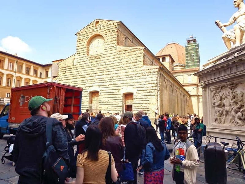 Florence: Medici Family Guided Walking Tour - Gelato finish: turning history into a small break