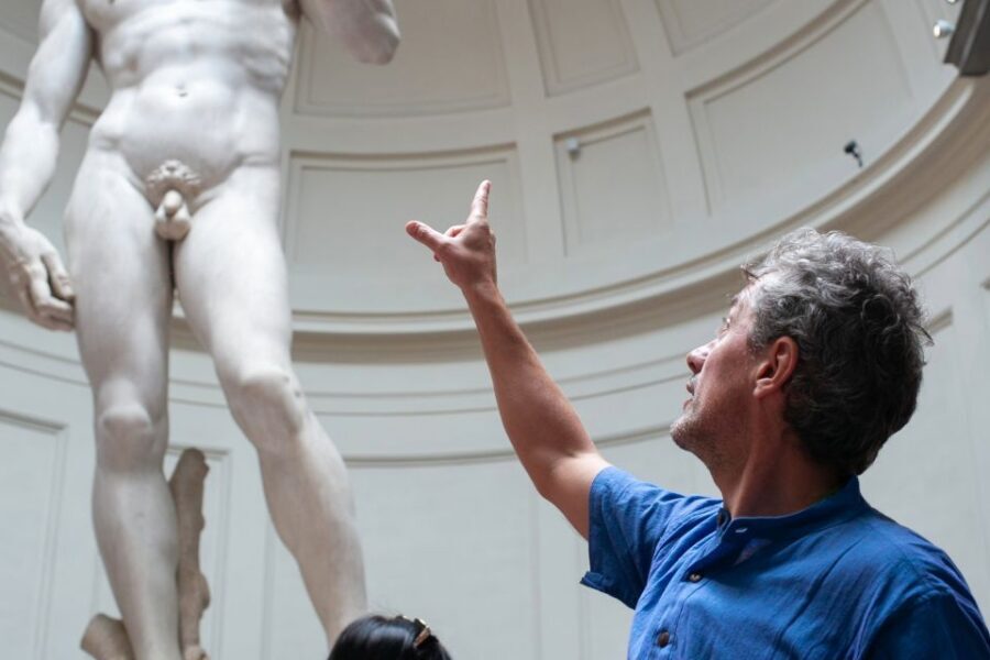 Florence: Michelangelo's David and Accademia Gallery Tour - Mario’s Q&A teaching style: how the hour stays lively
