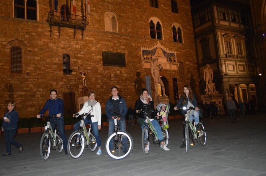 Florence: Night Tour by Electric Bike - What Makes the Guides Matter Here