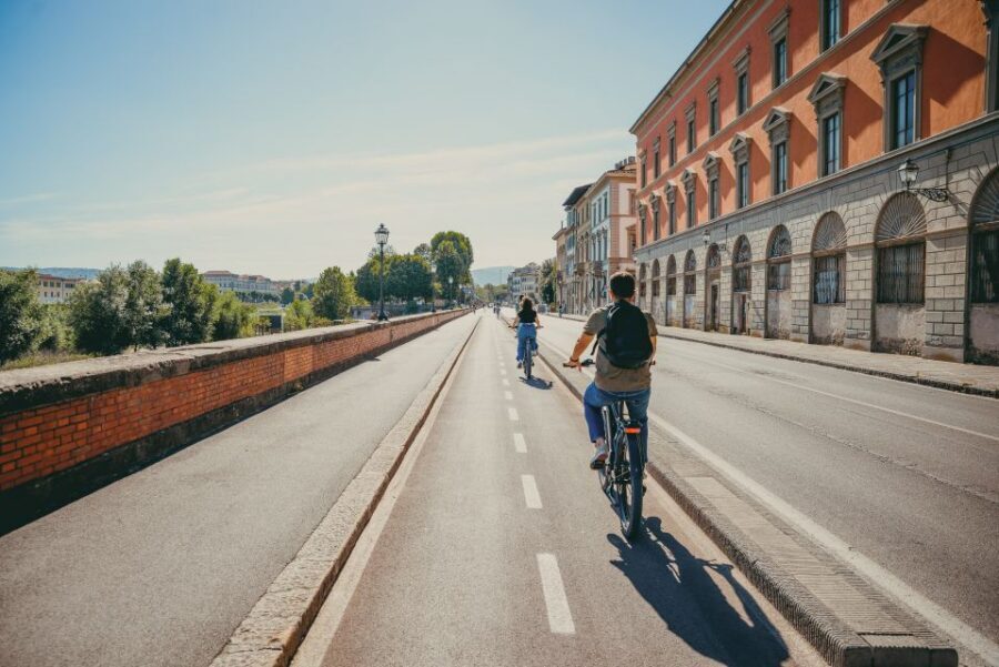 Florence: Night Tour by Electric Bike - Getting Started at Via de’ Neri: Fast Setup, Clear Start