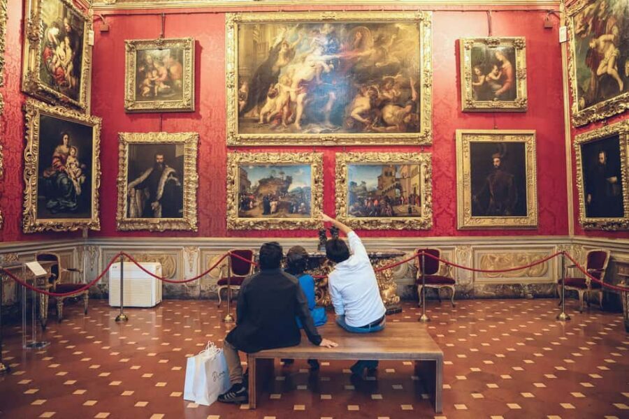 Florence: Palatina Gallery and Pitti Palace Guided Tour - Stop 1: Walking into the Palatine Gallery’s private-collection world