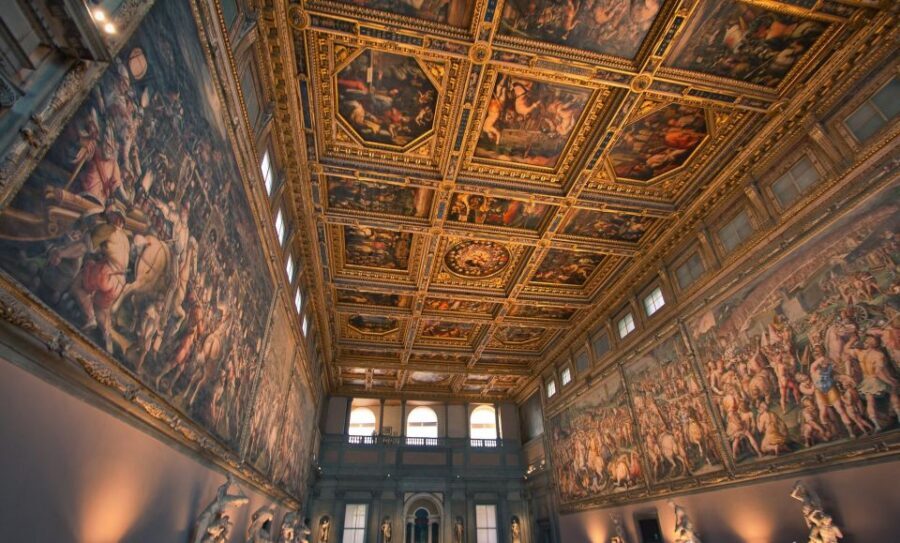Florence: Palazzo Vecchio Guided Tour - Stairs, pace, and photos: how to make this palace feel easy