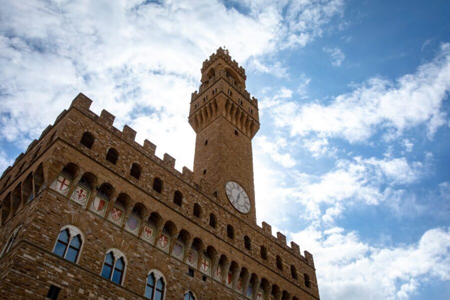 Florence: Palazzo Vecchio Ticket & Visit with optional Lunch - Salone dei Cinquecento: Vasari’s Big Room Impact