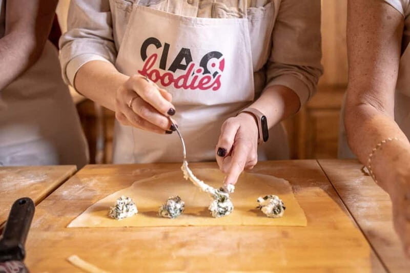 Florence: Pasta & Tiramisu Class with Unlimited Wine - Who this class fits best