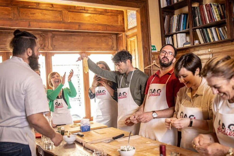 Florence: Pasta & Tiramisu Class with Unlimited Wine - The Sant’Ambrogio market stop: what it adds (and why the timing matters)