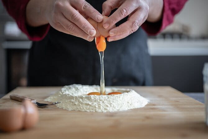 Florence Pasta & Tiramisu Cooking Class with Unlimited Wine - Value check: is $23.95 worth it?