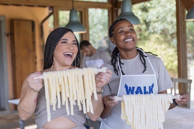 Florence Pizza or Pasta Class with Gelato Making at a Tuscan Farm - The Florence-to-hills route: where the day starts and why it matters