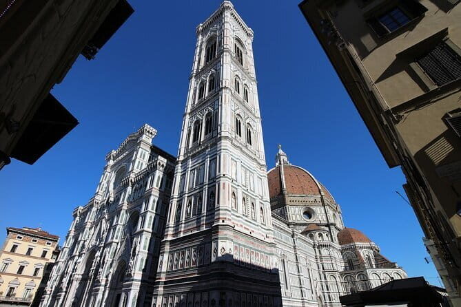 Florence Private Tour with a Local - Highlights & Hidden Gems - The market stop: everyday Florence for real tastes and smells