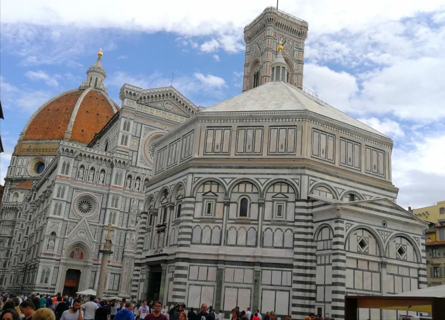 Florence: Private Walking Tour with a Local Guide - Where the tour starts: Piazza di San Giovanni, not a bus drop-off
