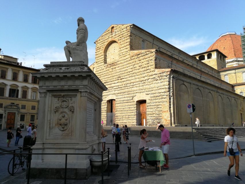 Florence: Private Walking Tour with a Local Guide - Ponte Vecchio: crossing the river with a better sense of purpose