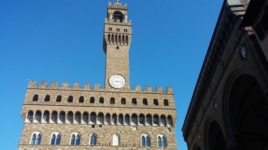 Florence: Private Walking Tour with a Local Guide - Pitti Palace area: finishing with a strong sense of power