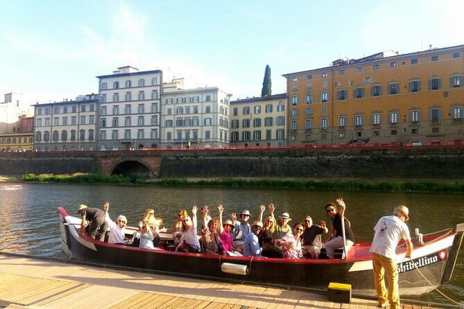Florence River Cruise on a Traditional Barchetto - The Barchetto Experience: Why a “Little Boat” Works So Well