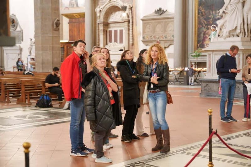 Florence: Santa Croce Church Tour with Entry Ticket - Bell tower, crypt, and 16 chapels: what you get by going beyond the main nave