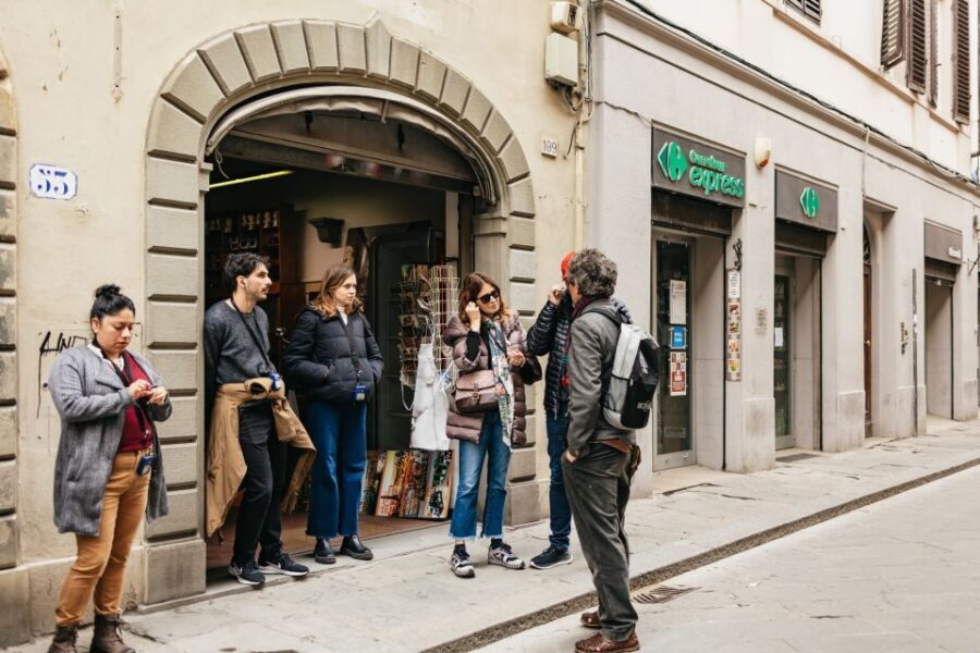 Florence: Skip-the-Line Accademia Guided Tour - Finding the meeting point: My Green Tour office by the museum