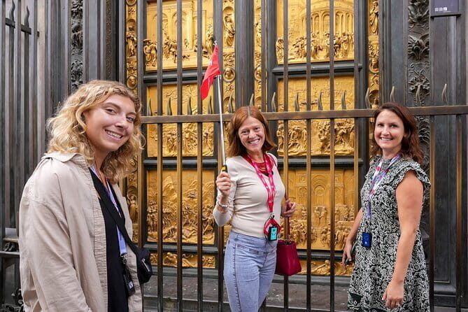 Florence: Skip the Line Duomo Express Tour - Your 30-Minute Plan: From Piazza del Duomo to Inside the Cathedral