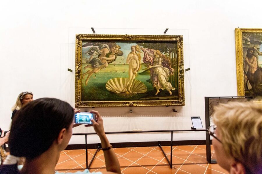Florence: Skip-the-Line Uffizi Gallery Small Group Tour - The main hall highlight: Birth of Venus (and why it matters)