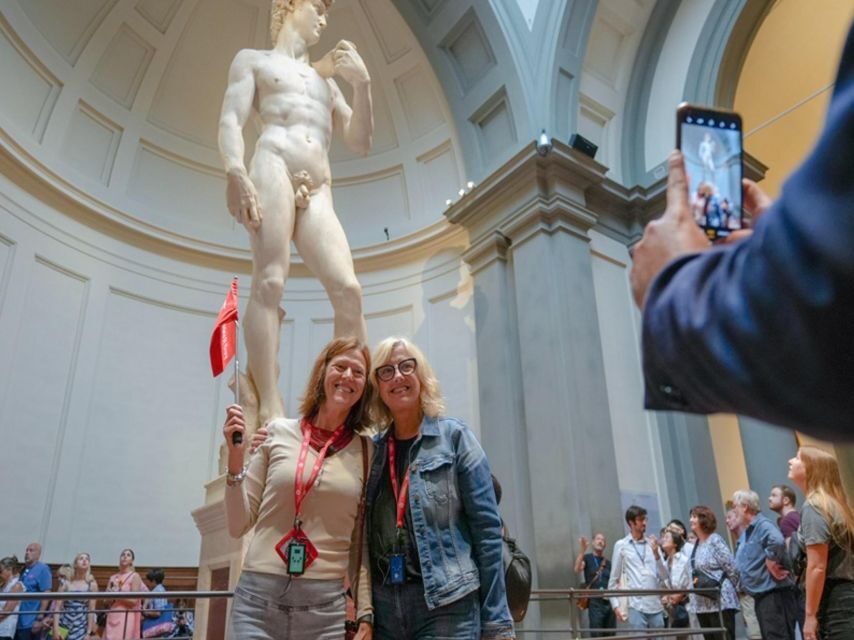 Florence: Statue of David Evening Tour - Evening at the Accademia: why the late slot feels calmer