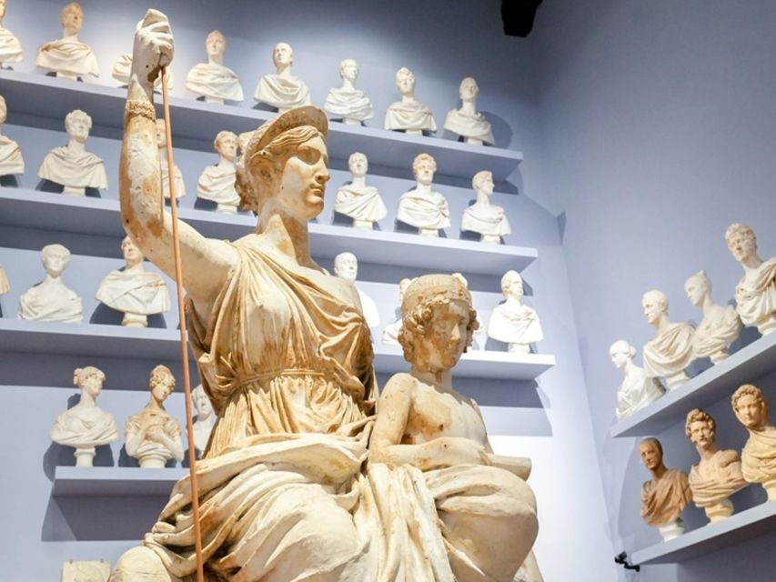 Florence: Statue of David Evening Tour - Skip-the-line entry and your “no bags” reality check