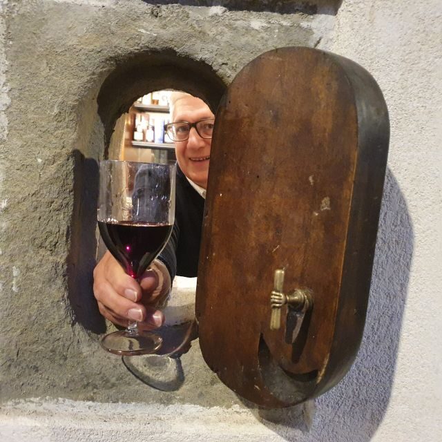 Florence: Sunset Sightseeing Tour and Wine Tasting - Florence Sunset Walk + Wine Tasting: How the Night Flows