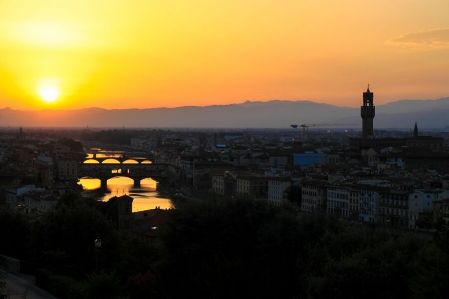 Florence: Sunset Sightseeing Tour and Wine Tasting - Sunset Timing Reality Check: It May Already Be Dark