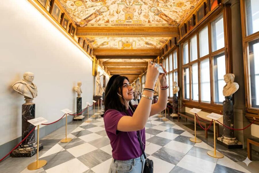 Florence: Timed Entry to Uffizi with Optional Audio Guide - Renaissance hits you’ll focus on: Botticelli, Michelangelo, Raphael