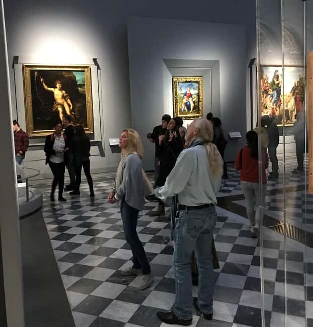 Florence: Uffizi Gallery Private Tour w/ Skip-the-Line Entry - Inside the Uffizi: how a private guide keeps the masterpieces from blurring