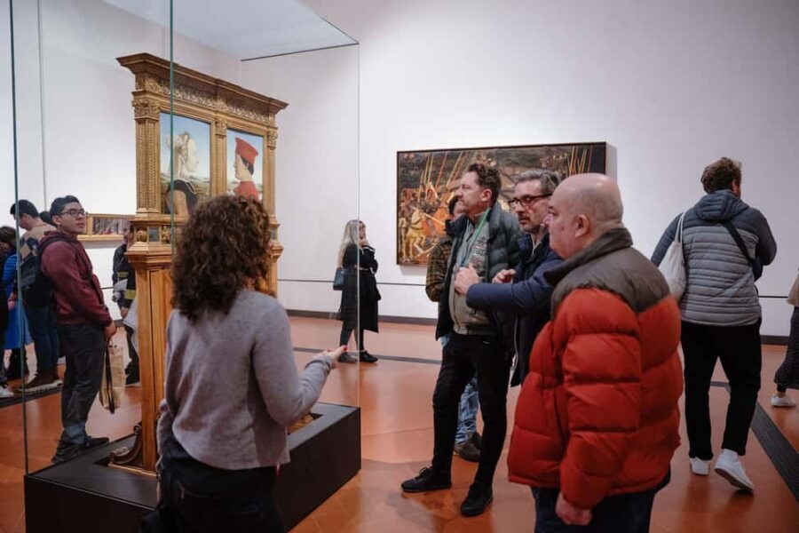 Florence: Uffizi Gallery Skip-the-Line Guided Tour - Stop inside the Uffizi: the highlight path you’re paying for