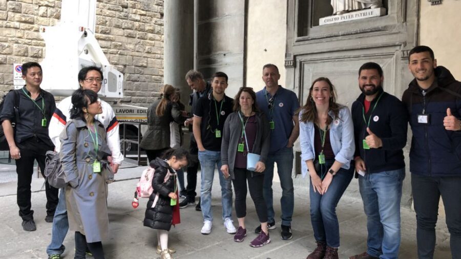 Florence: Uffizi Gallery Small Group Guided Tour - Following the art changes: Raphael, Titian, Caravaggio