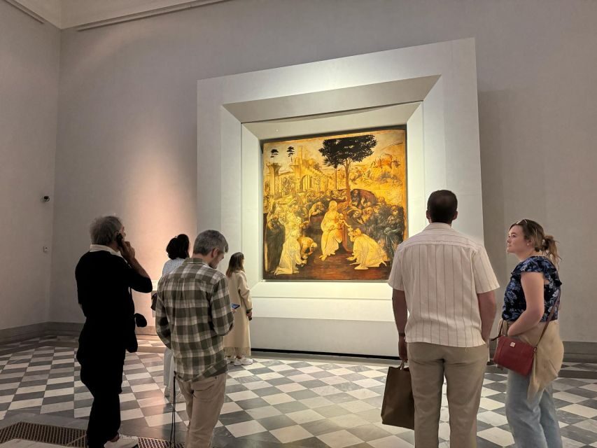 Florence: Uffizi Gallery Timed-Entry Ticket with Escort - The Uffizi building itself is part of the story