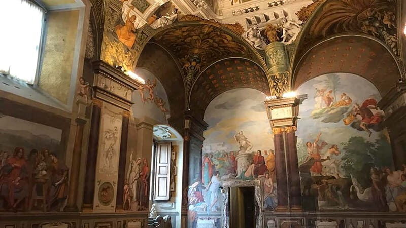 Florence: Uffizi, Pitti, Boboli and 7 Attractions 5-Day Pass - Picking Up Tickets Near Ponte Vecchio (And Keeping Them Handy)
