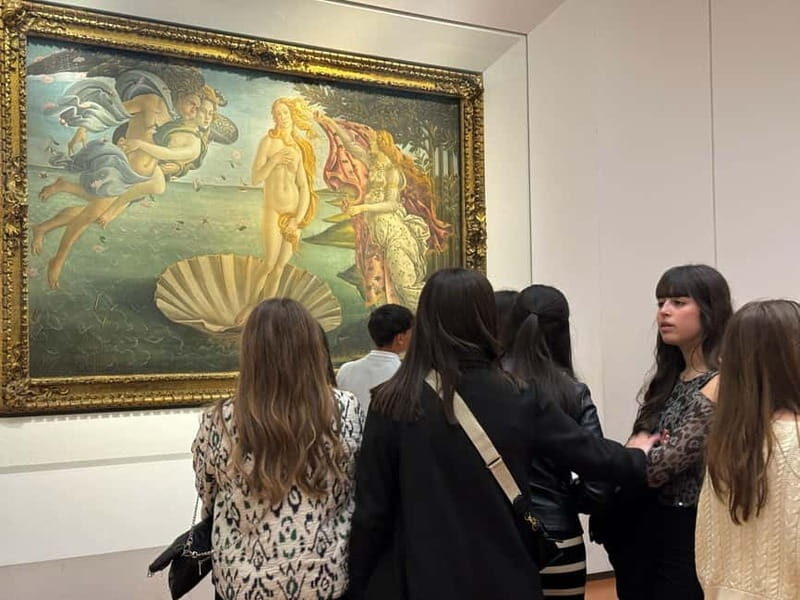 Florence: Uffizi Skip-the-Line Ticket & Digital Audio Guide - Meet in front of Leonardo da Vinci’s statue and exchange your voucher