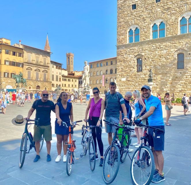 Florence: Untold Bike tour with Roberto - Piazza del Duomo: Cathedral Square with a story you can repeat