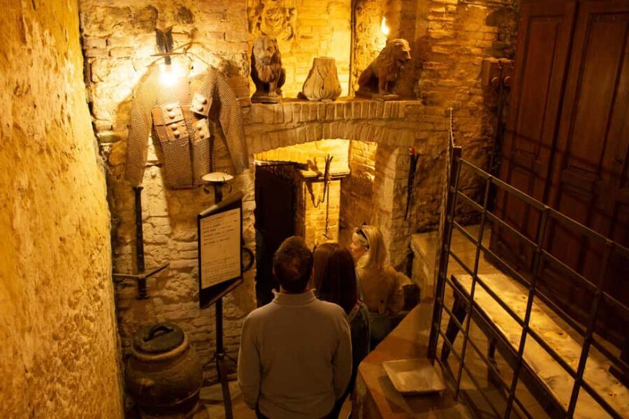 Florence: Valdorcia Wine, Brunello Montalcino, Montepulciano - Montalcino Winery Time: Brunello at a Family-Run Pace