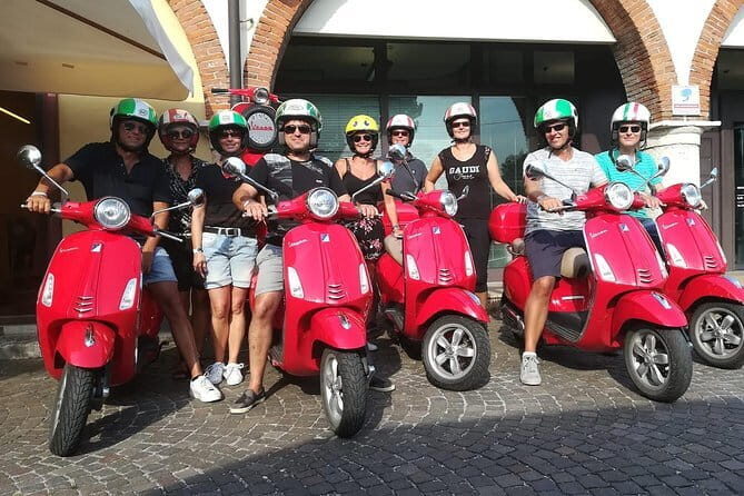 Florence Vespa Rental - Getting Your Vespa at Florence Station: Close Enough to Start Fast