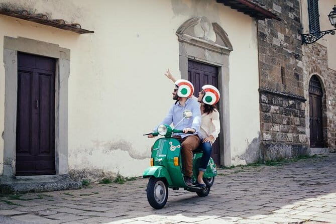 Florence Vespa Tour: Tuscan Hills and Italian Cuisine - From Piazza della Stazione to the ride: how the day actually starts