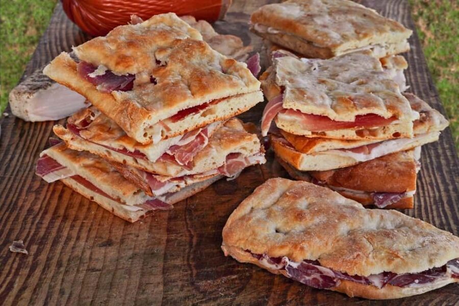 Florence’s Ultimate Food Tour: Full Tuscan Meal with a Local - Who you’ll eat with: the social-group factor (and why it matters)