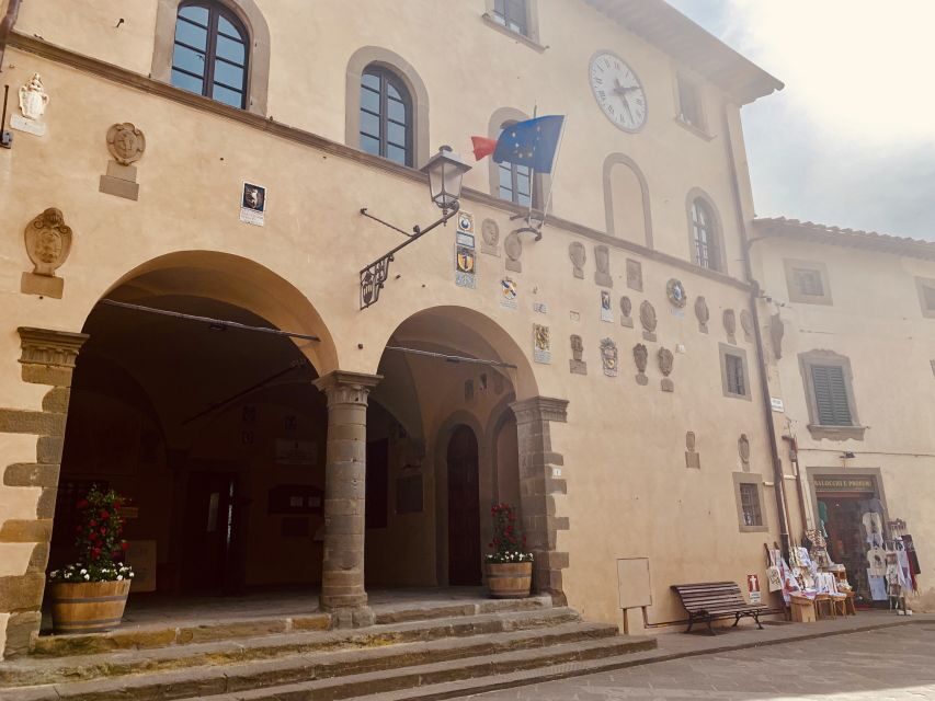 From Florence: Chianti Hills Half-Day Tour with Wine Tasting - The wine tasting: how 7 wines and a toast actually teach your palate