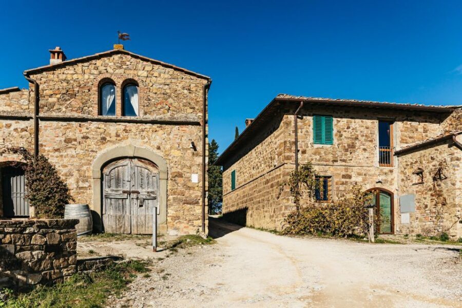 From Florence: Chianti Wine and Food Tasting Safari - Lunch at a Tuscan restaurant with serious views