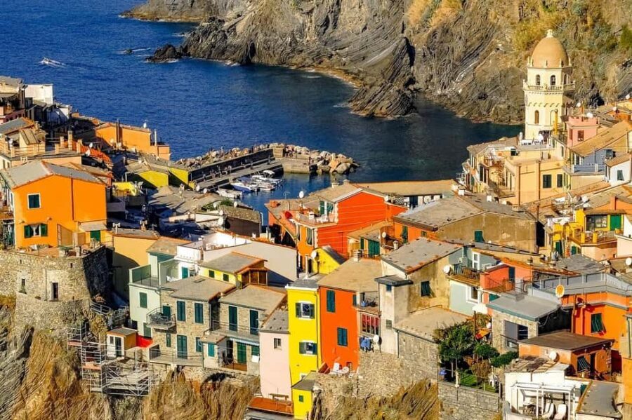 From Florence: Full-Day Private Cinque Terre Tour with Pisa - Pisa after the coast: Leaning Tower photos without losing the plot