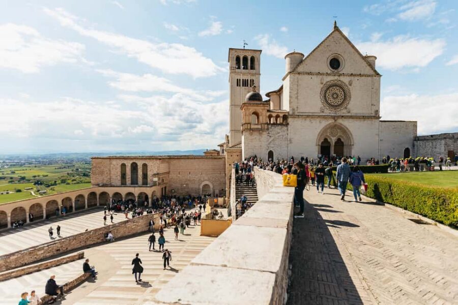 From Florence: Orvieto and Perugia Tour with Church Visits - Orvieto stop: what to expect and what to prioritize